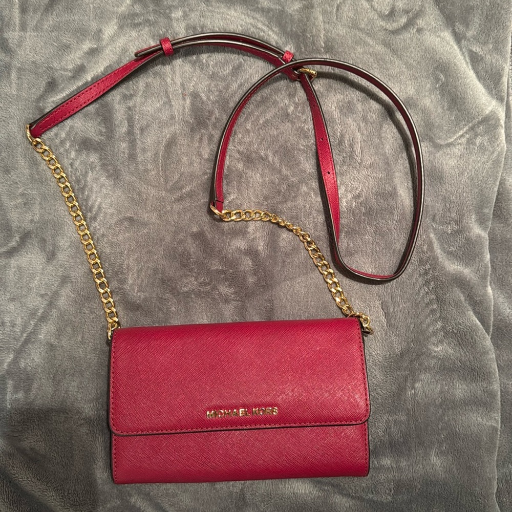 Red Michael Kors crossbody/clutch